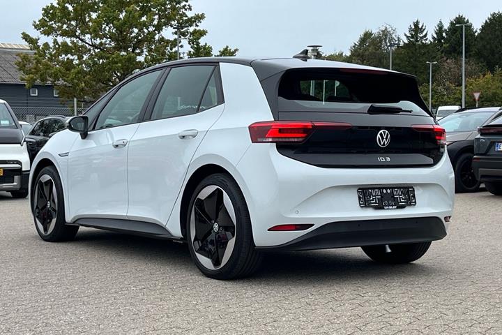 Hvid VW ID.3 fra 2022