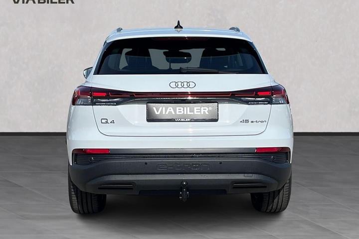Hvid Audi Q4 fra 2026