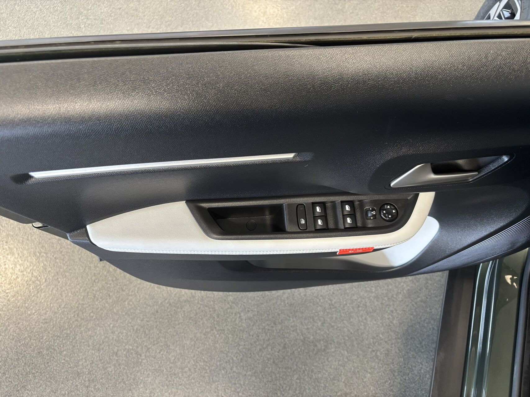 Grøn Citroën e-C3 Aircross fra 2025