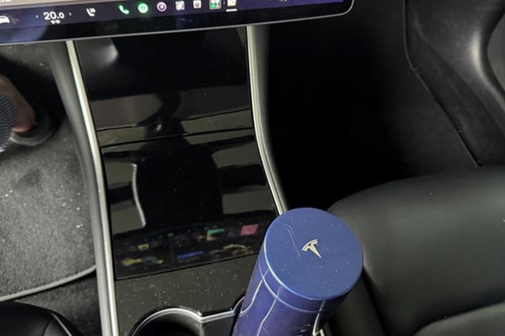 undefined Tesla Model 3 fra 2019