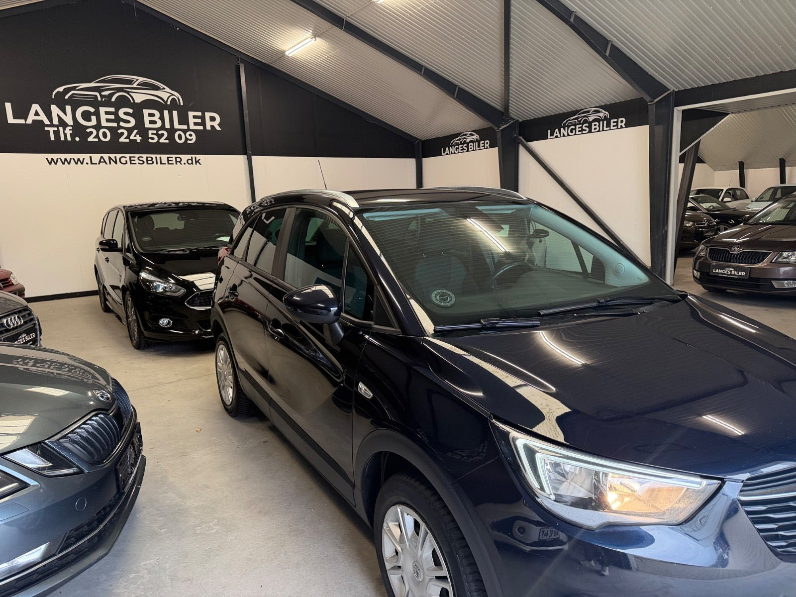 Blå Opel Crossland X fra 2019