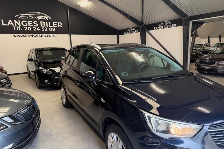 Blå Opel Crossland X fra 2019