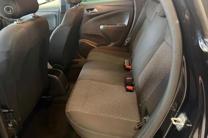 Blå Opel Crossland X fra 2019