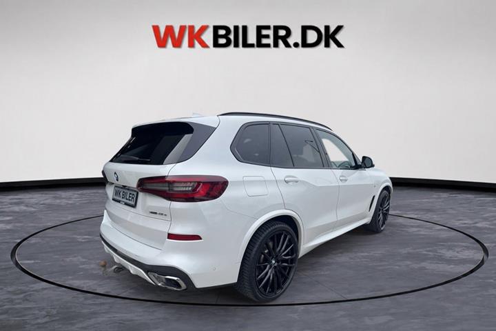 Hvid BMW X5 fra 2020