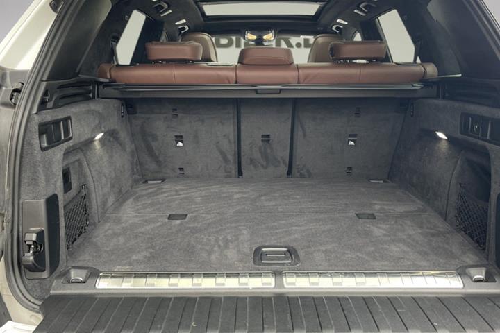 Hvid BMW X5 fra 2020
