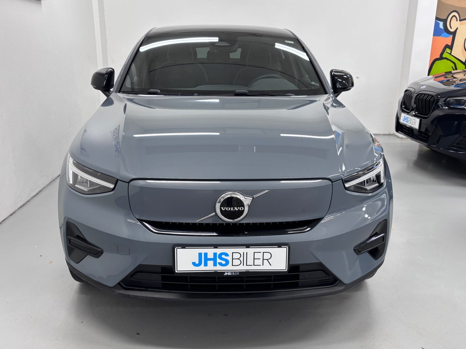Grå Volvo C40 fra 2022