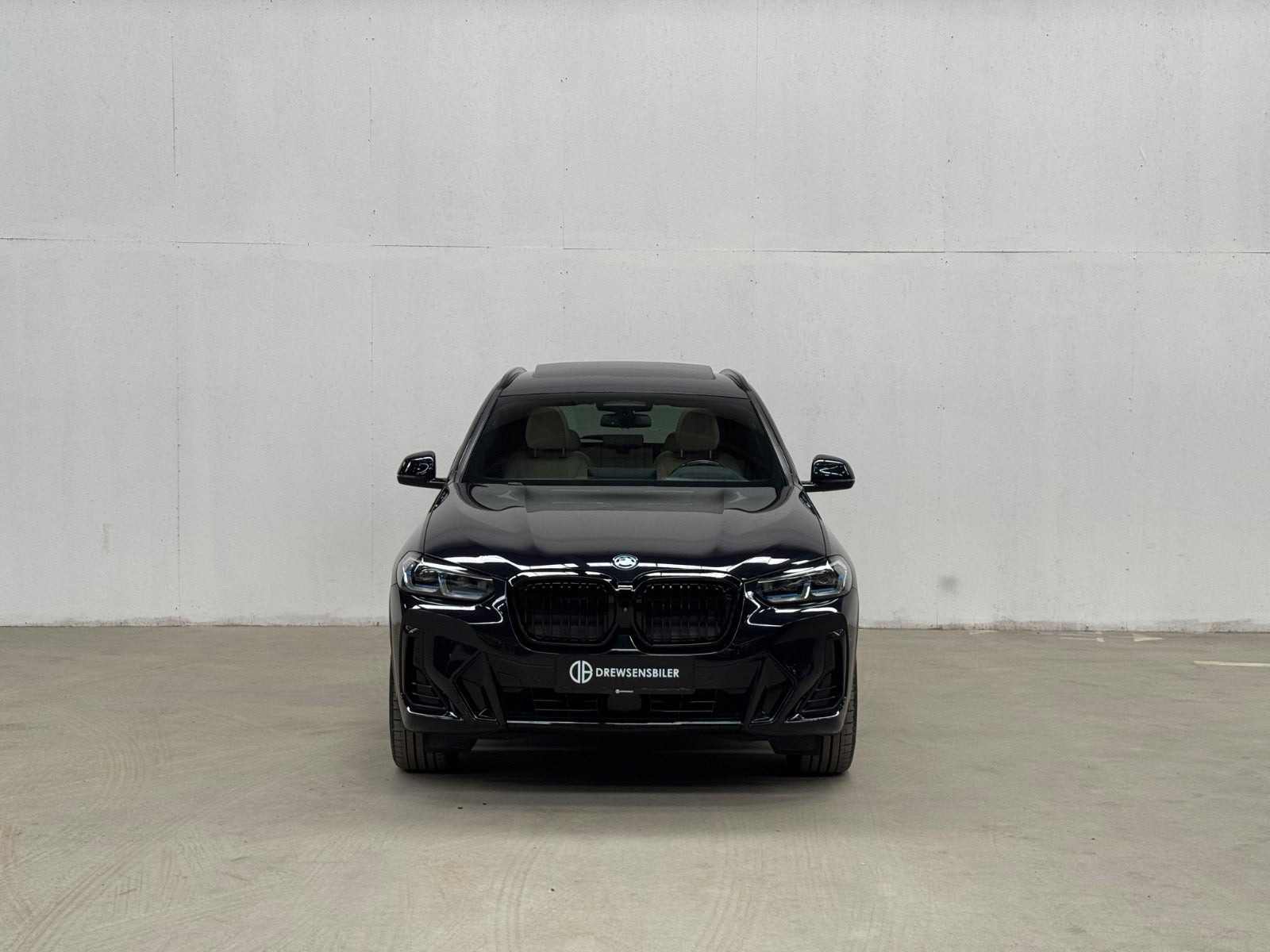 Sort BMW iX3 fra 2022