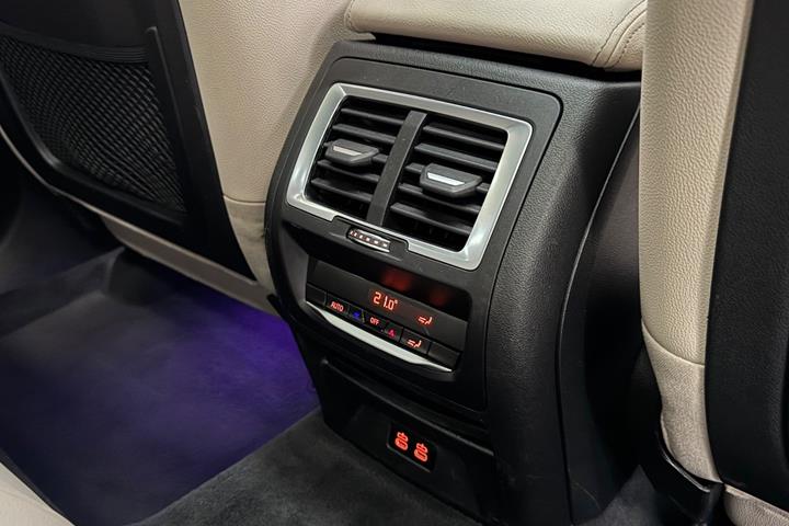 Sort BMW iX3 fra 2022