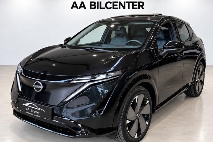 Grøn Nissan Ariya fra 2024 set udefra