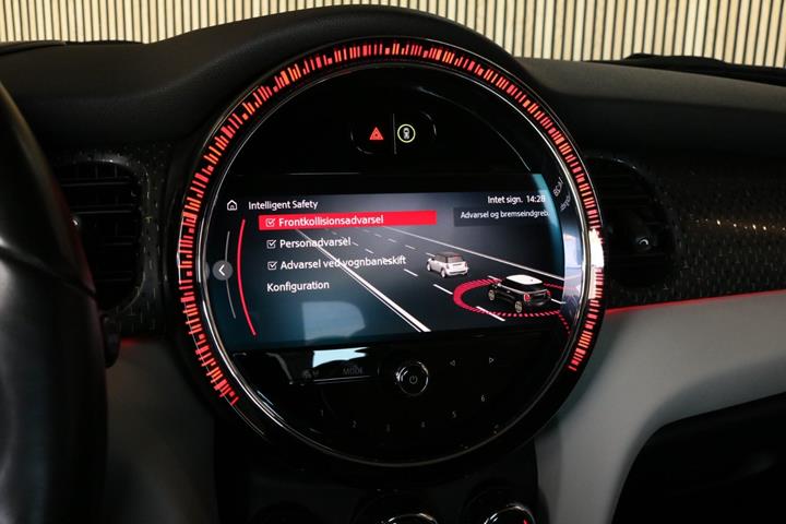 Sort Mini Cooper SE fra 2022
