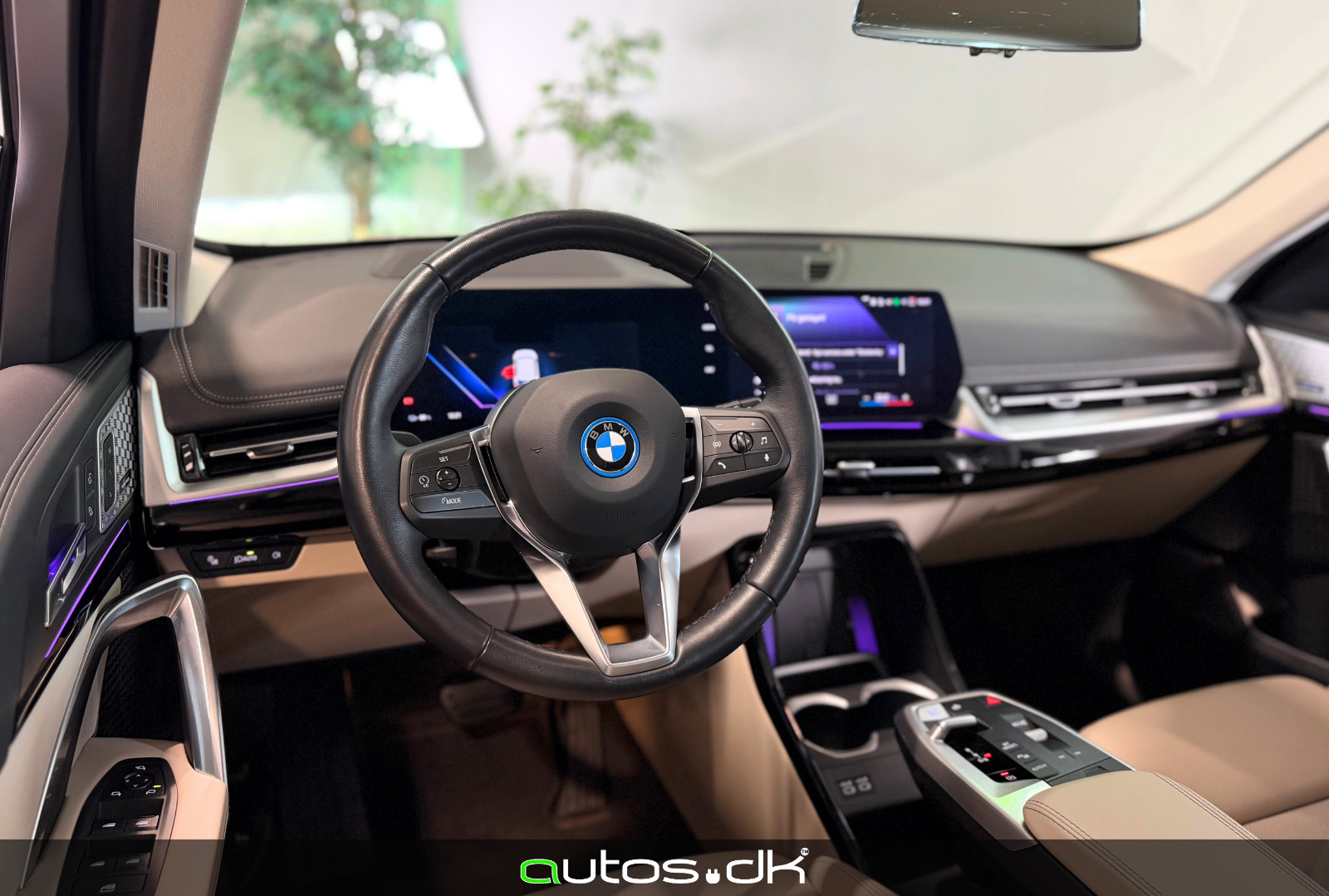 Hvid BMW iX1 fra 2023