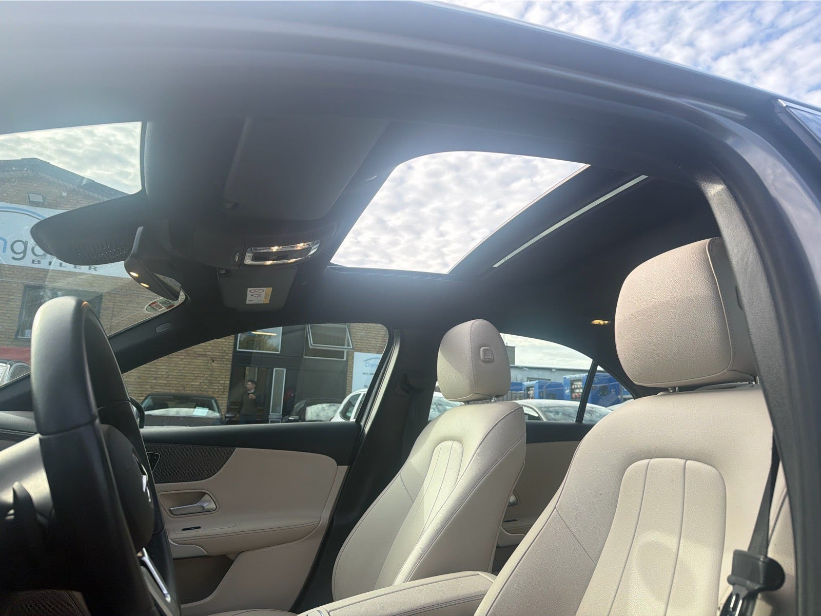 Grå Mercedes A200 fra 2019