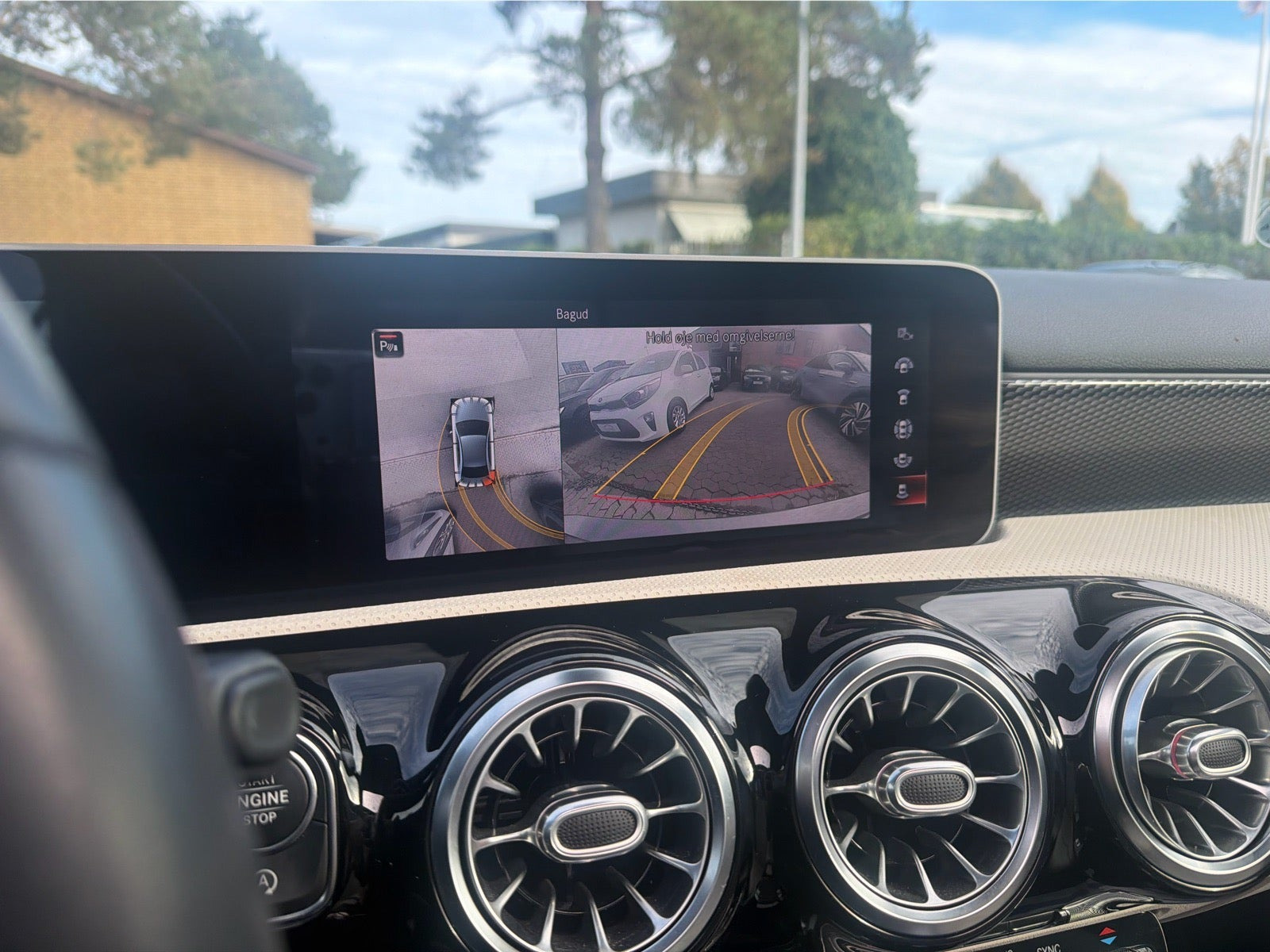 Grå Mercedes A200 fra 2019