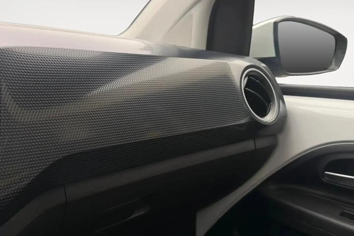 Hvid VW UP! fra 2022
