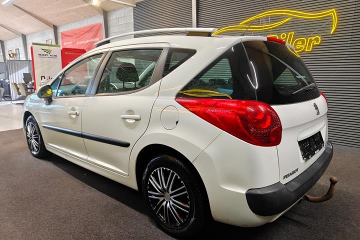 undefined Peugeot 207 fra 2010