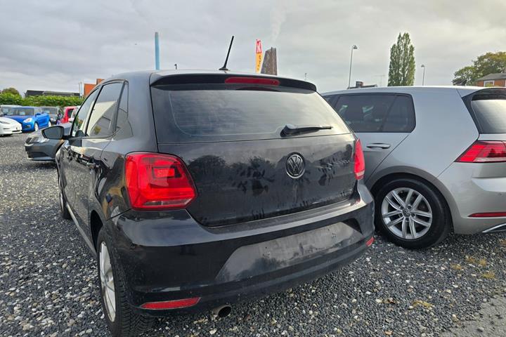Sort VW Polo fra 2016