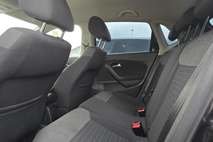 Sort VW Polo fra 2016