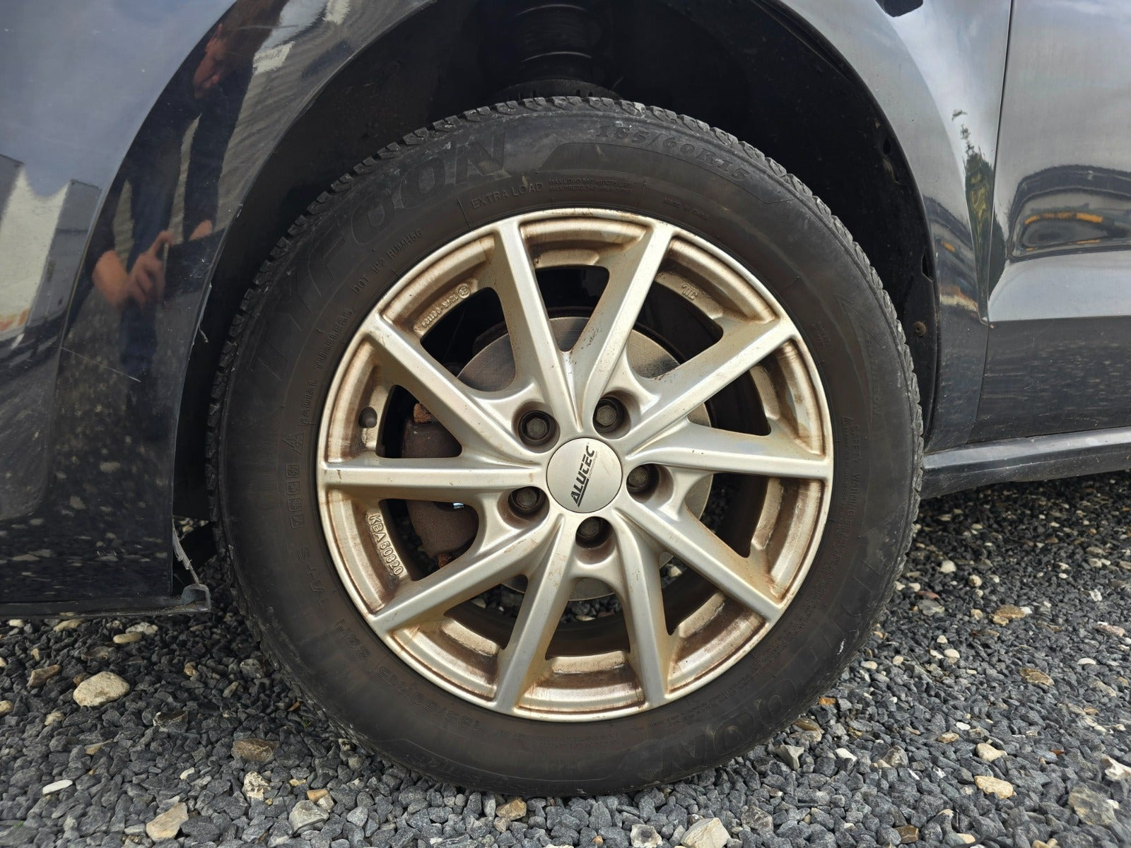Sort VW Polo fra 2016
