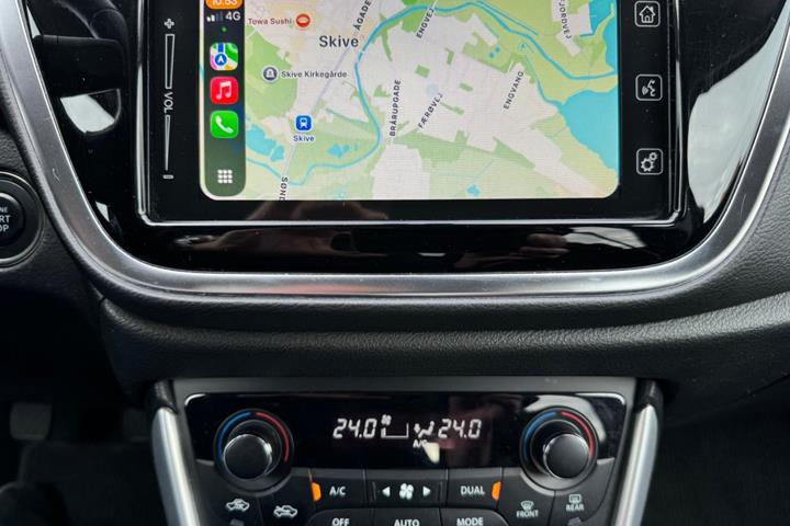 Sølv Suzuki S-Cross fra 2020