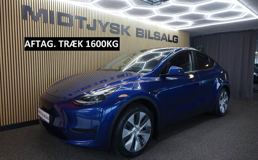 Tesla Model Y RWD