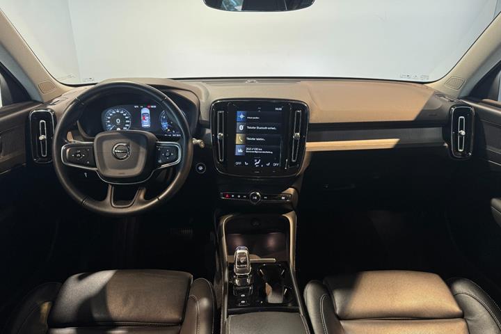 Hvid Volvo XC40 fra 2020