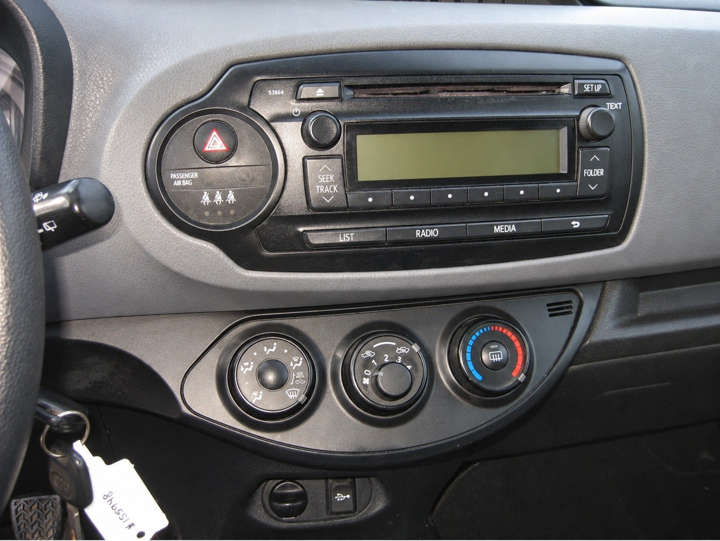 Rød Toyota Yaris fra 2015