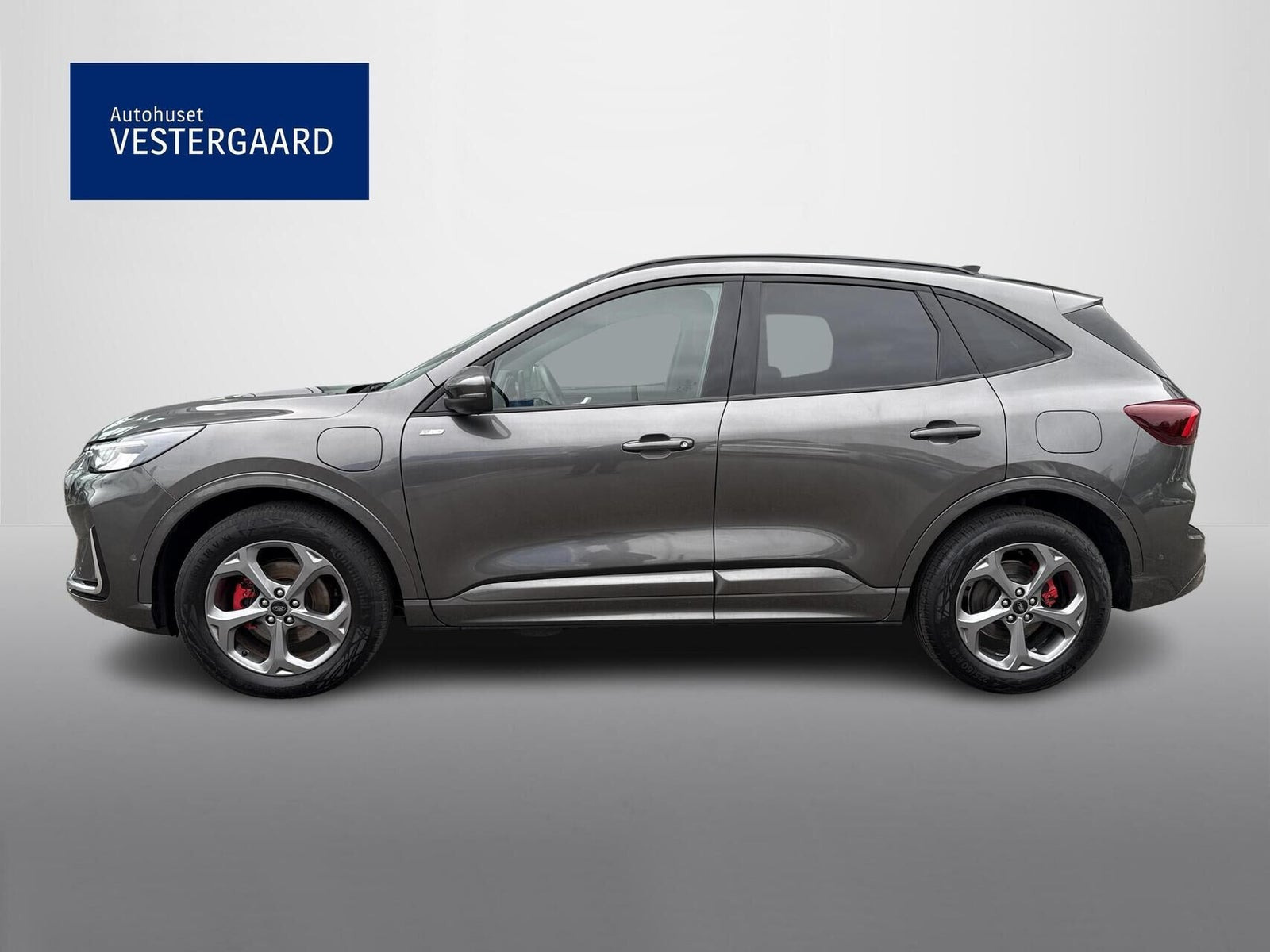 Grå Ford Kuga fra 2025