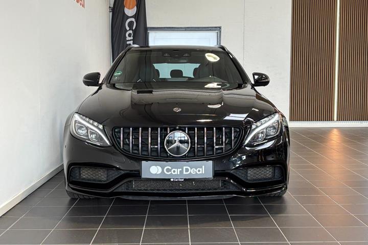 Sort Mercedes C63 fra 2017