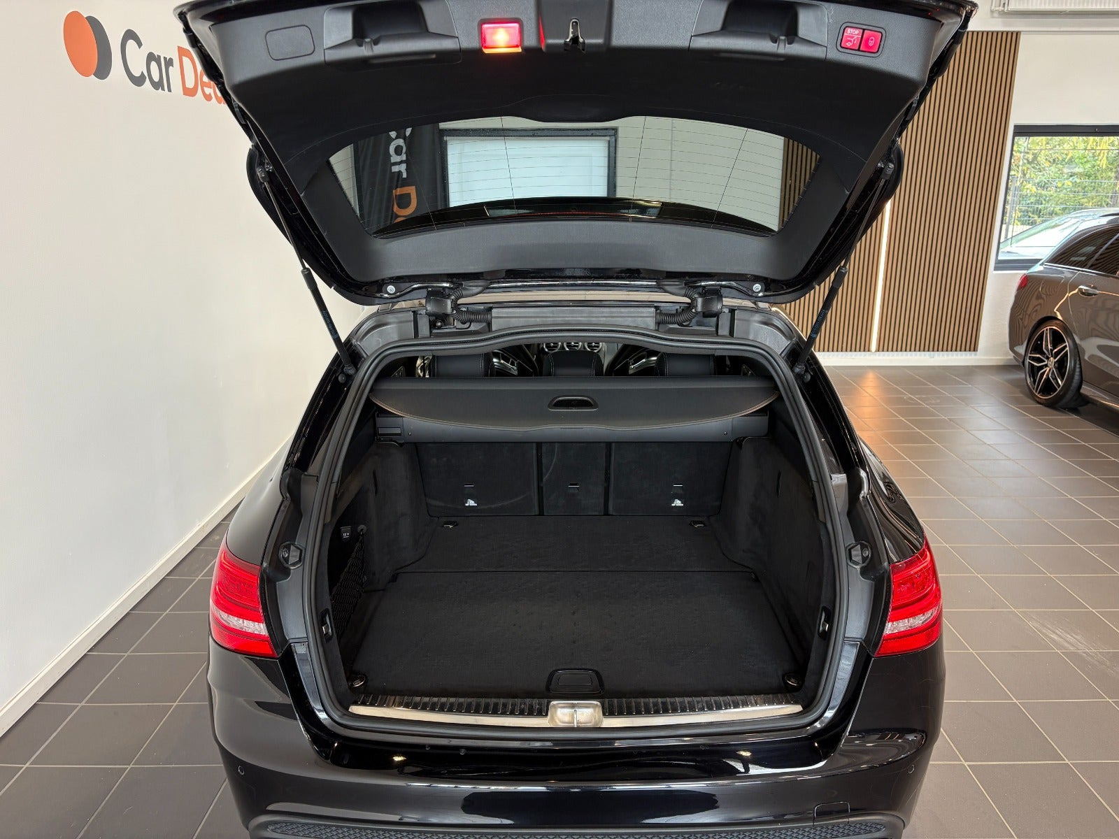 Sort Mercedes C63 fra 2017