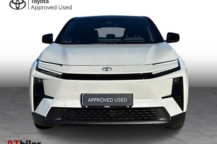 Hvid Toyota C-HR+ fra 2026