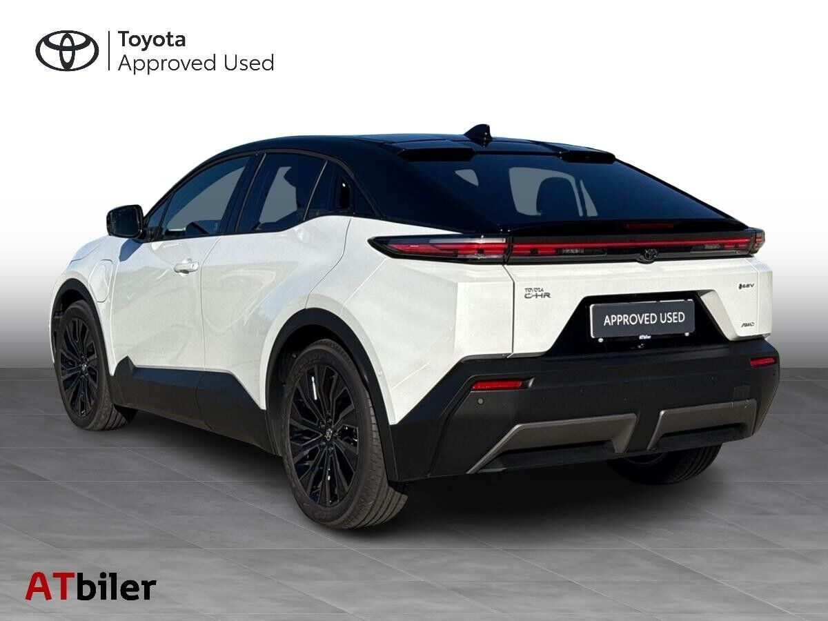 Hvid Toyota C-HR+ fra 2026
