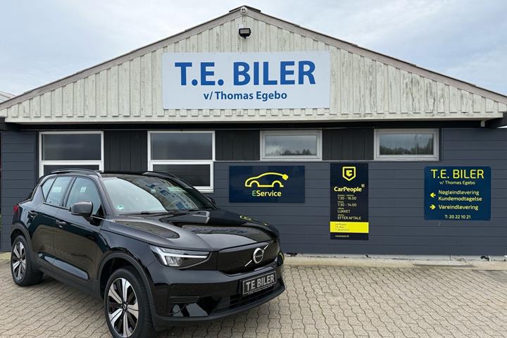 Sort Volvo XC40 fra 2023