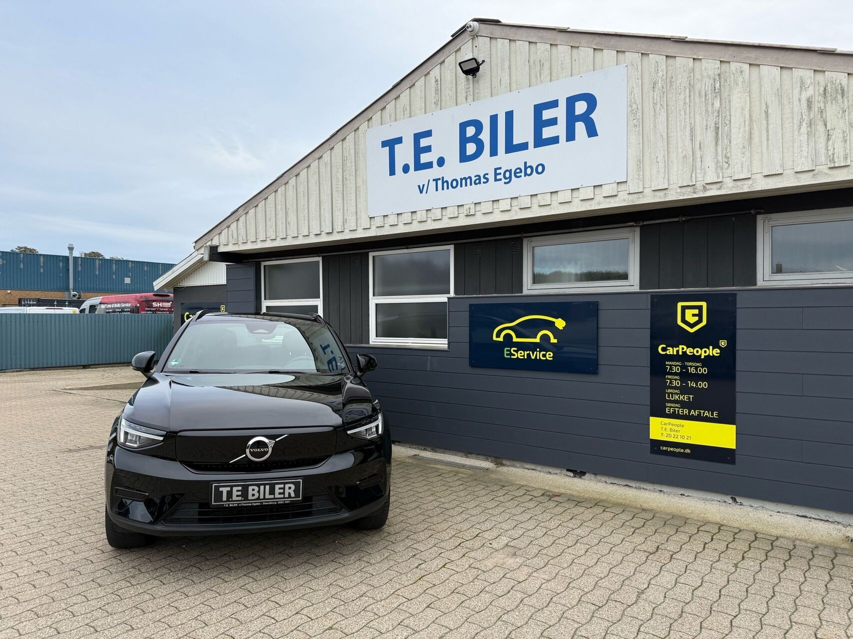 Sort Volvo XC40 fra 2023
