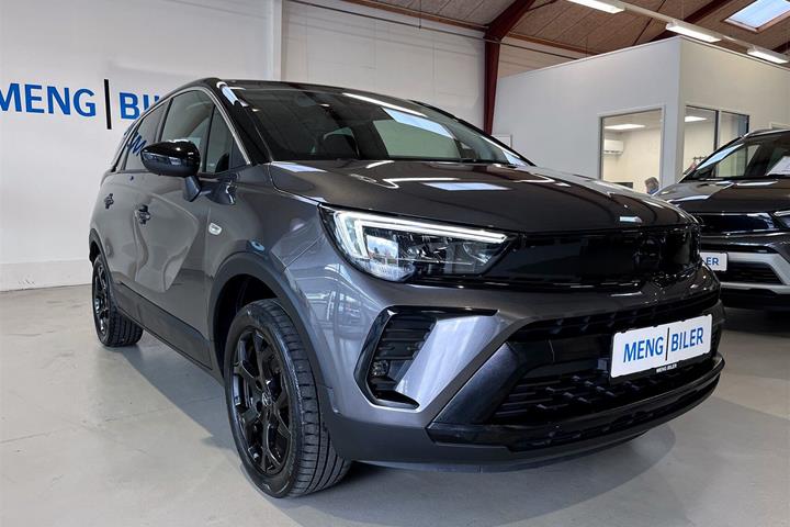 Grå Opel Crossland fra 2023