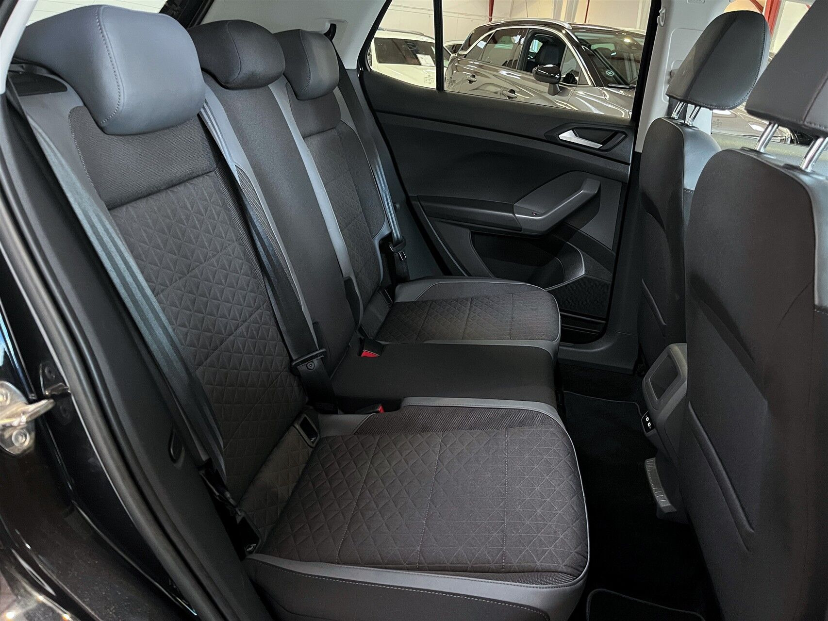 Sort VW T-Cross fra 2021
