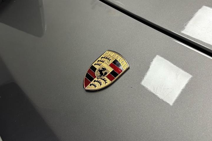 undefined Porsche 944 fra 1985