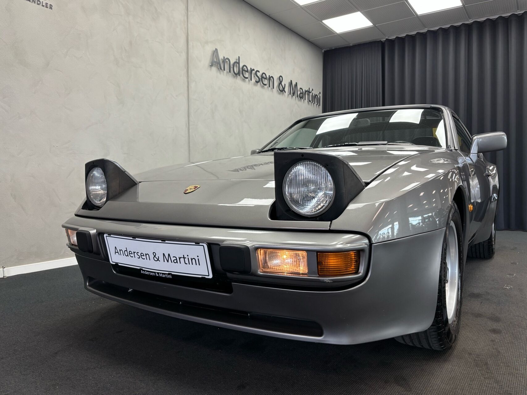 undefined Porsche 944 fra 1985