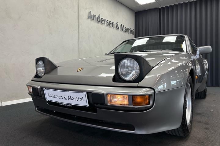 undefined Porsche 944 fra 1985