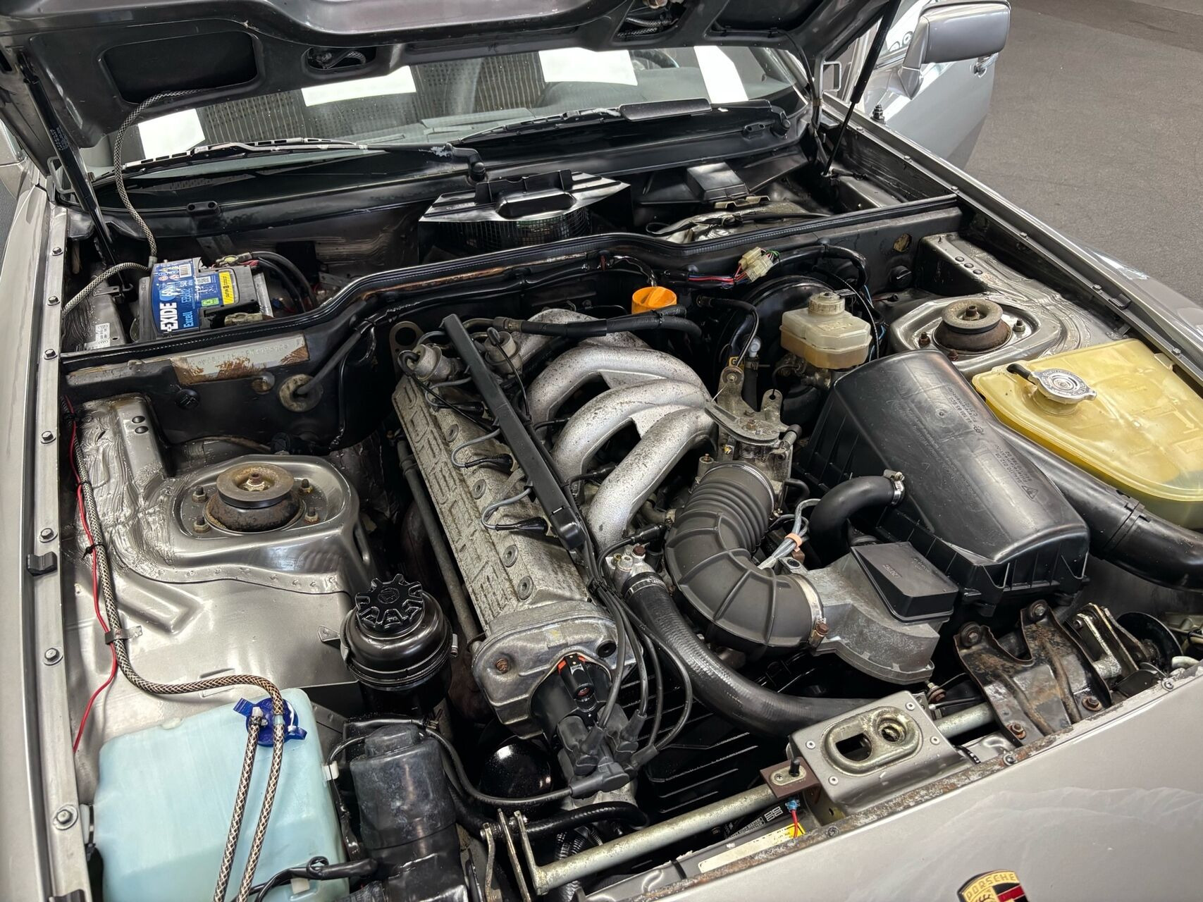 undefined Porsche 944 fra 1985