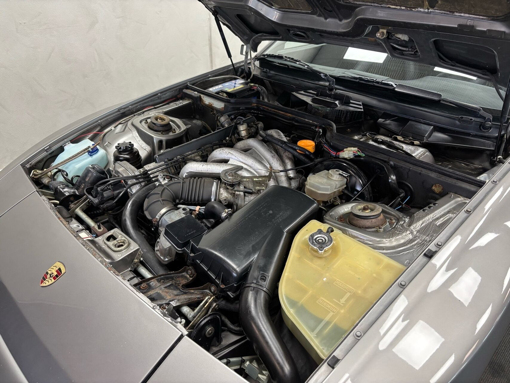 undefined Porsche 944 fra 1985