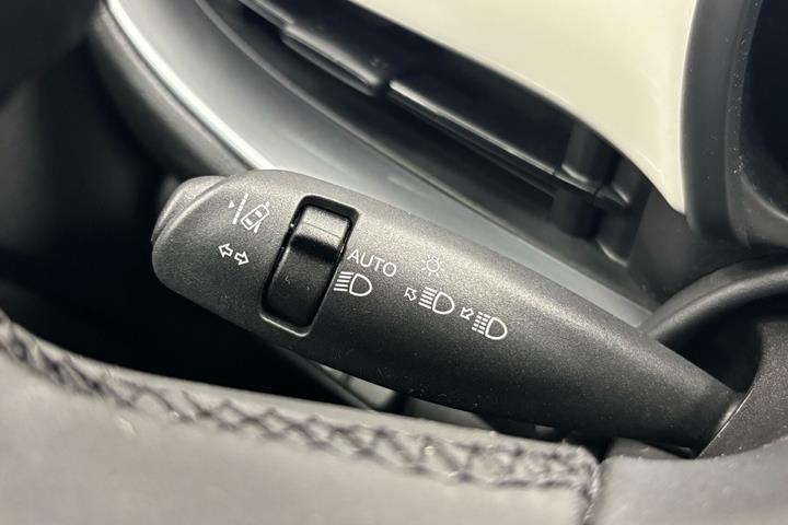 Hvid Fiat 500e fra 2023