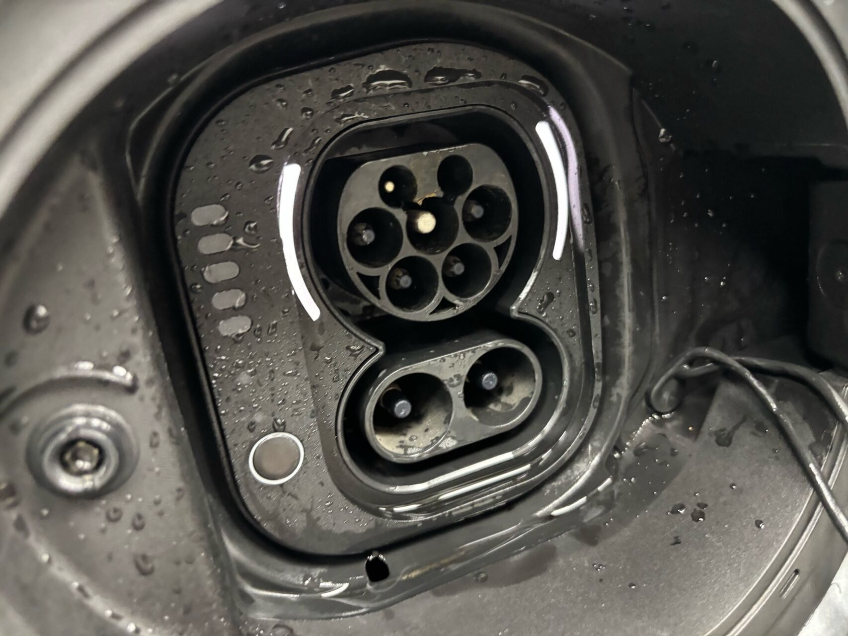 Grå Fiat 500e fra 2021