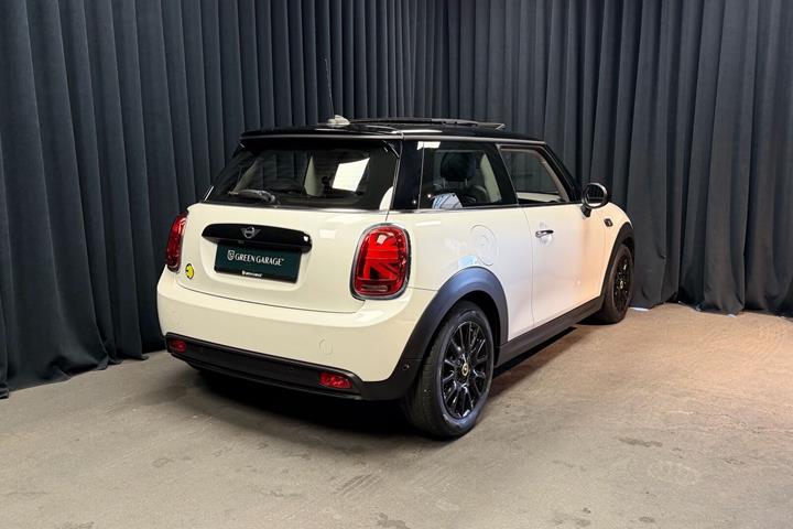 Hvid Mini Cooper fra 2023