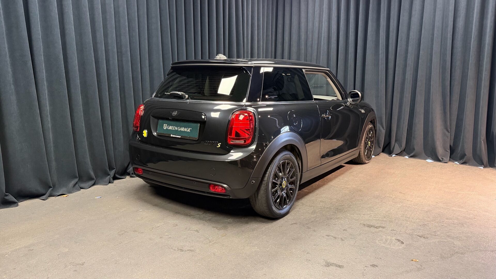 Sort Mini Cooper fra 2023