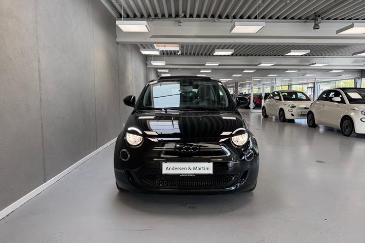 Sort Fiat 500e fra 2023