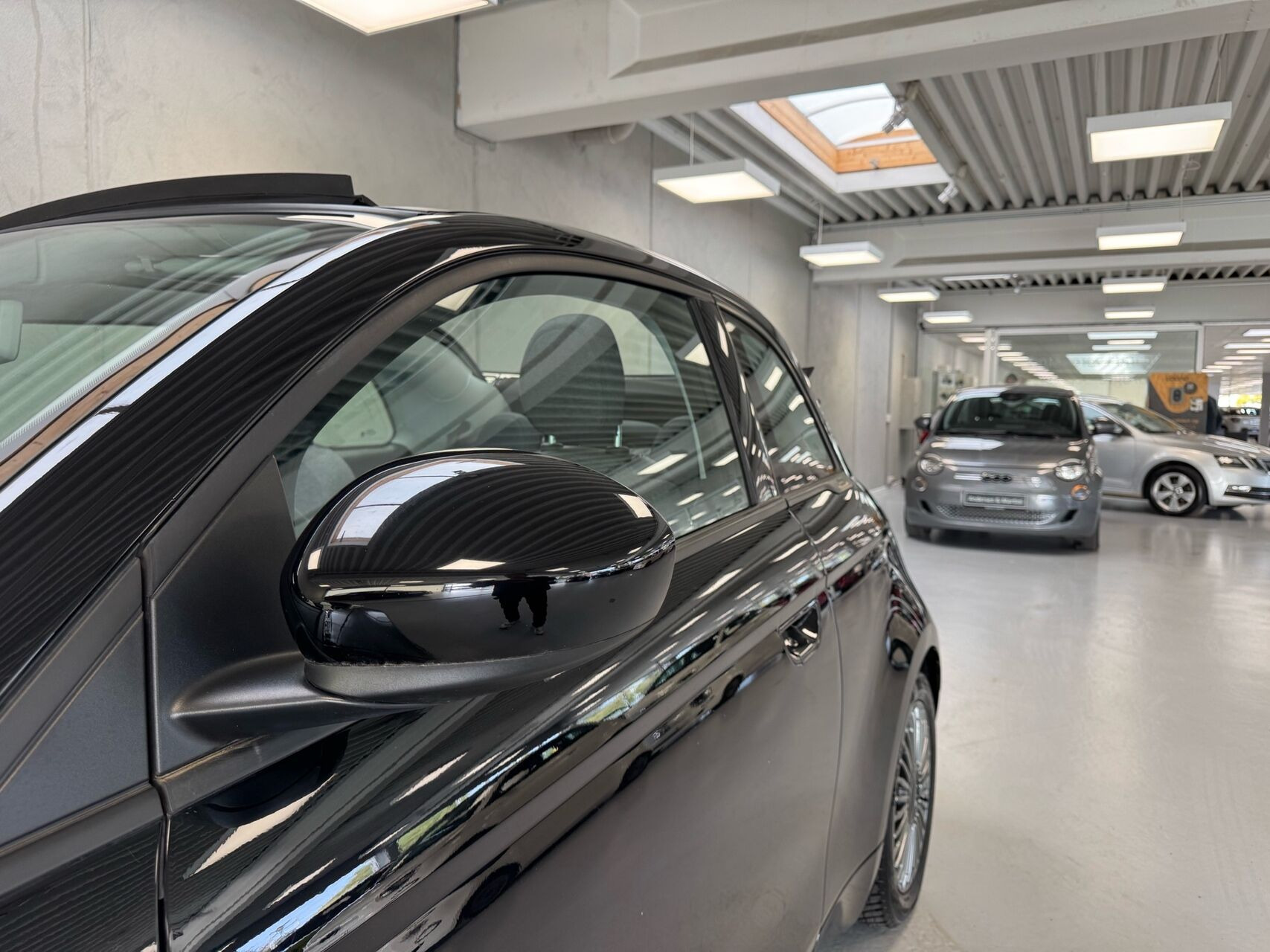 Sort Fiat 500e fra 2023