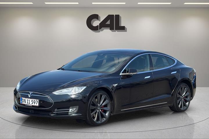 Sort Tesla Model S fra 2015