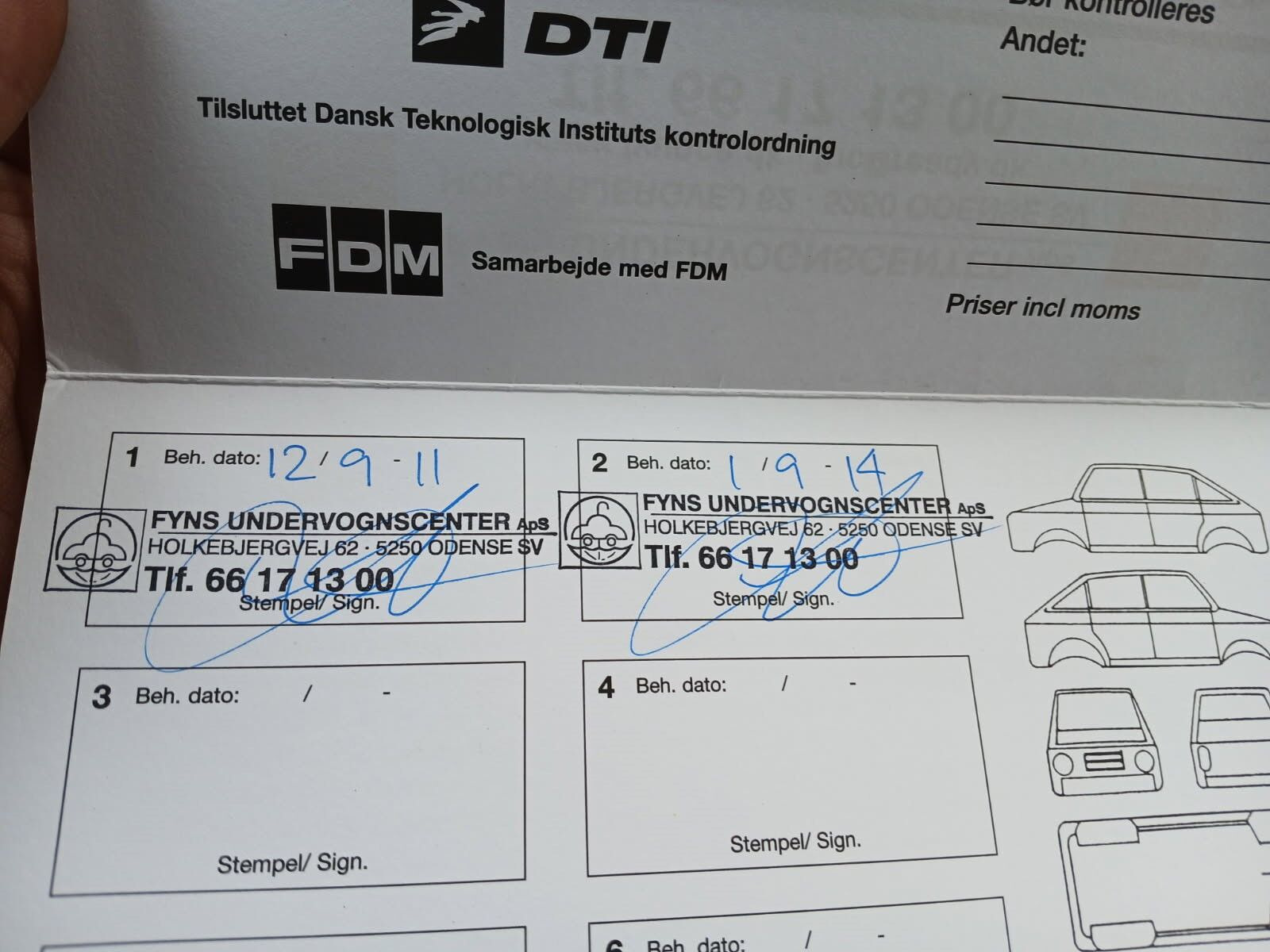 Rød Nissan Note fra 2011
