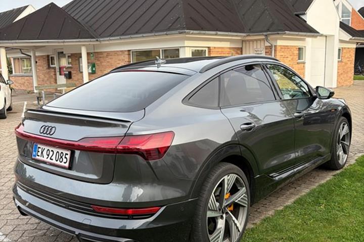 undefined Audi e-tron fra 2022