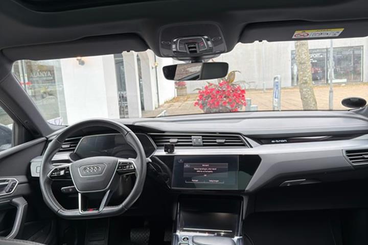 undefined Audi e-tron fra 2022